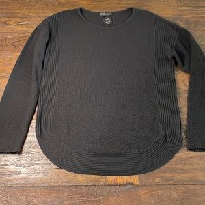 Women’s Curved Hem Sweater (0035)